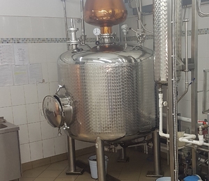 Новые технологические решения в конструкции установок для приготовления ароматных спиртов