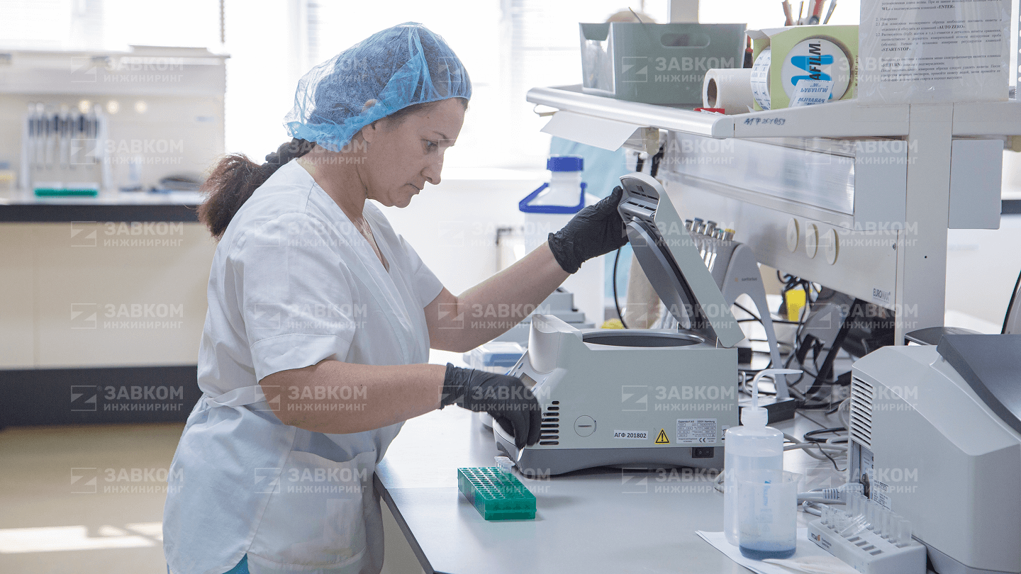 Plant for the production of enzyme preparations